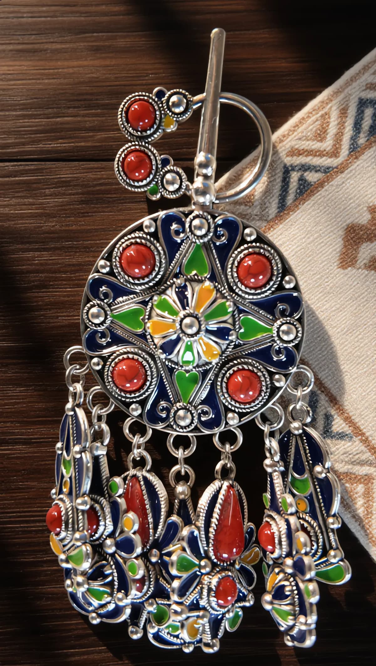 Broche Aza